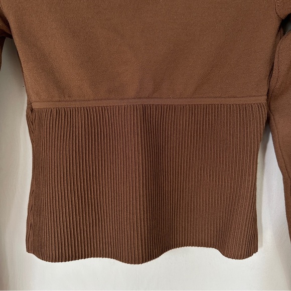 Babaton sculpting top - Picture 7 of 7